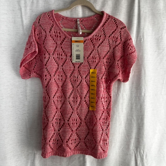 Leo & Nicole Sweater - Picture 1 of 6